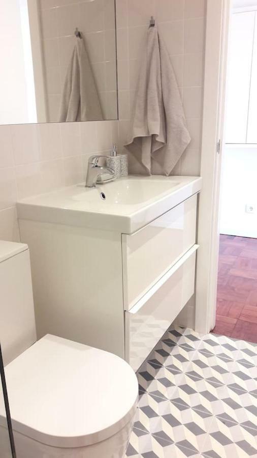 شقة Modern Cosy Flat With Terrace In Campo De Ourique. Lisboa المظهر الخارجي الصورة